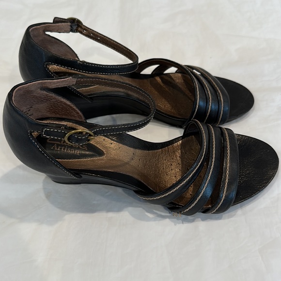 Clarks Artisan Womens Wedge Sandal Size 7.5 - Picture 3 of 6